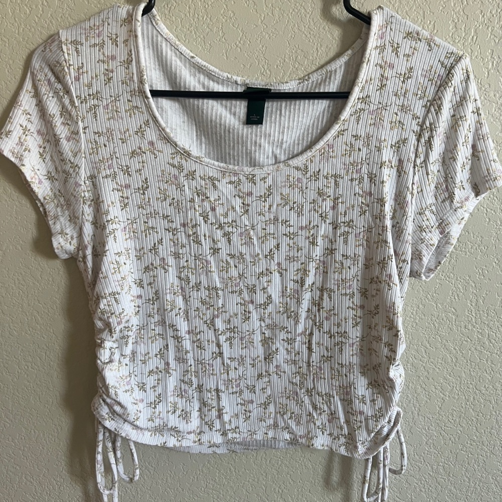 Wild Fable White Cropped T-shirt
